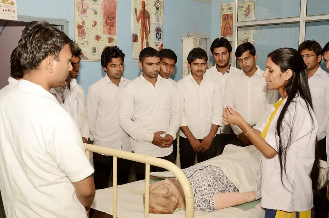 Nursing course after 12th in Hisar